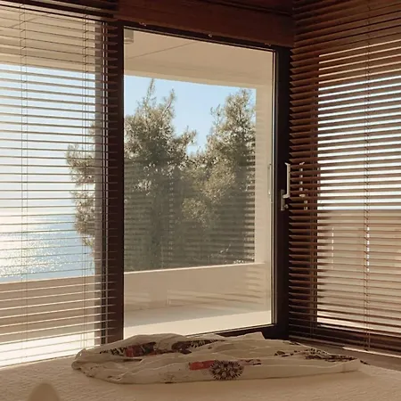 Sea Horizon Private With Panoramic Sea Views
