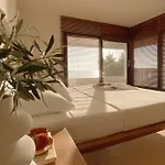 Sea Horizon Private With Panoramic Sea Views