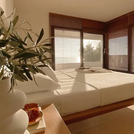 Sea Horizon Private With Panoramic Sea Views