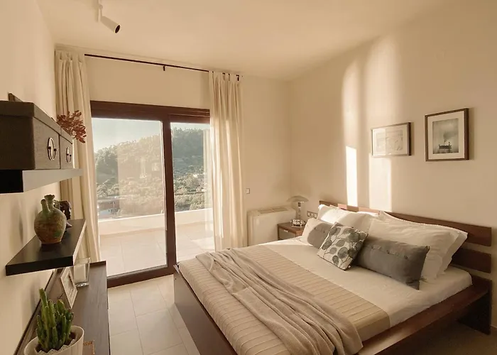 Sea Horizon Private With Panoramic Sea Views